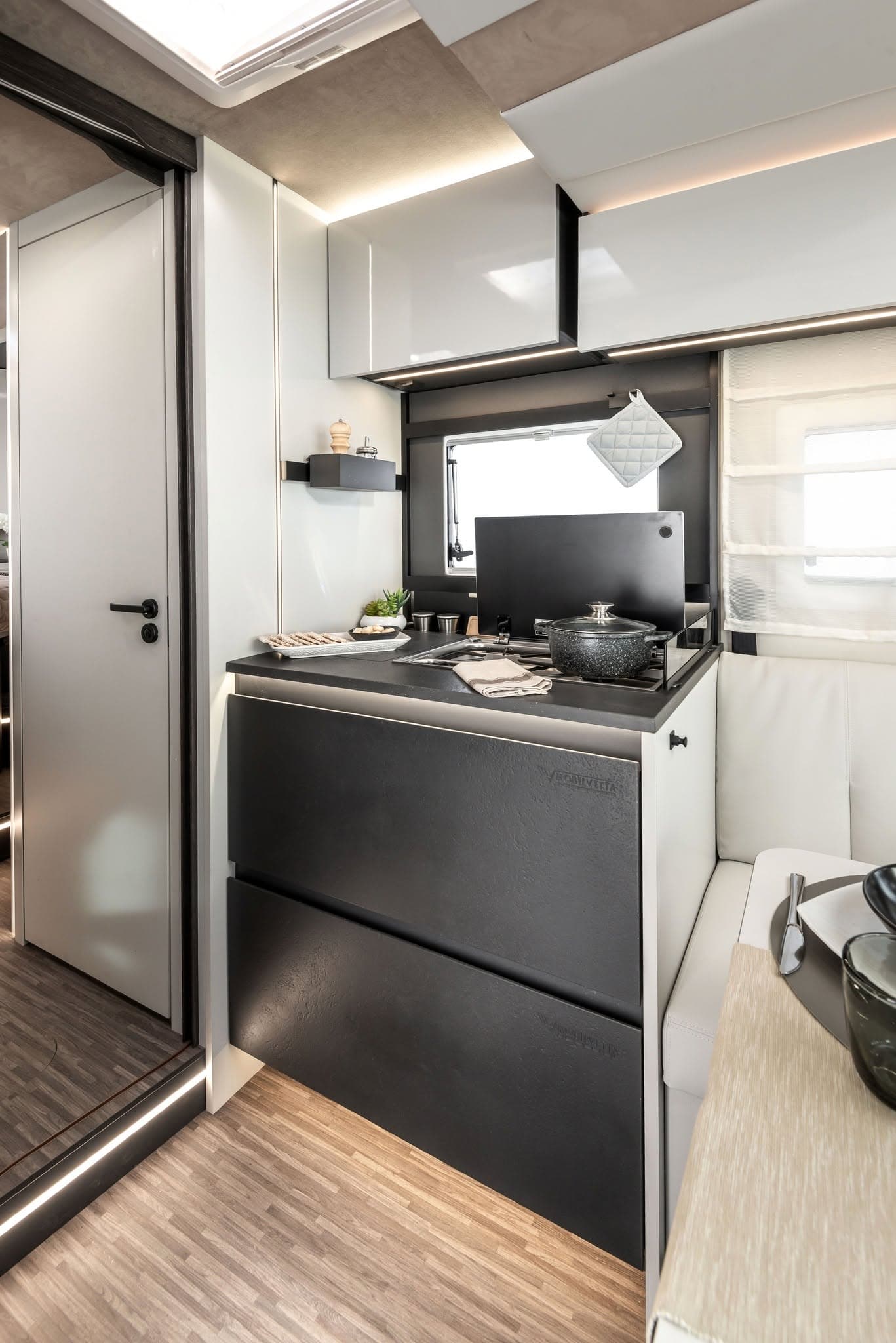Mobilvetta Kompakt 68 - Atlántico Caravan 26