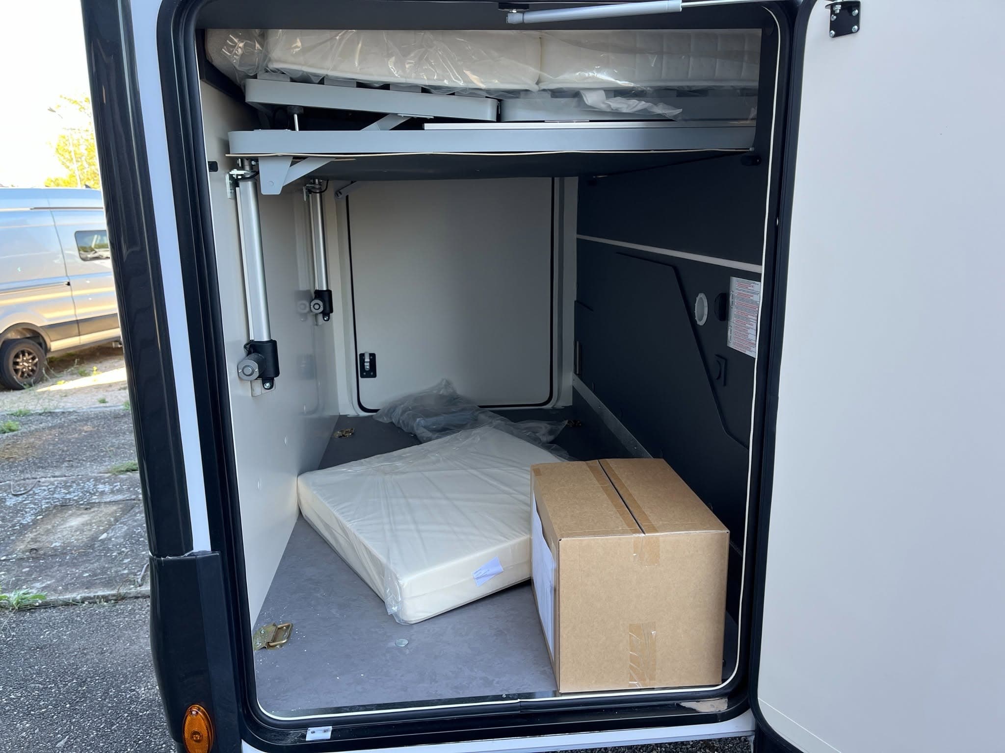 Mobilvetta Kompakt 68 - Atlántico Caravan 50