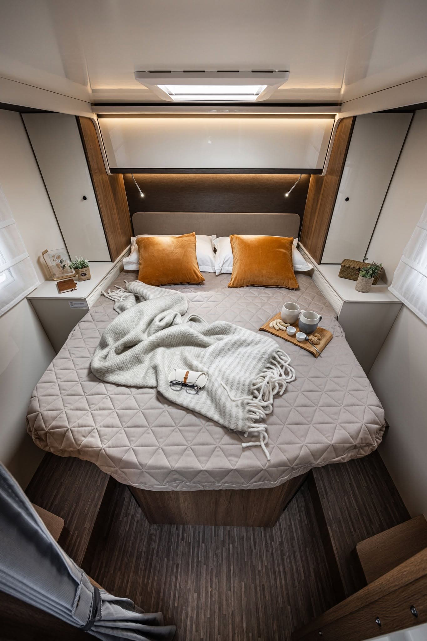 Elnagh Baron 579 - Atlántico Caravan 33