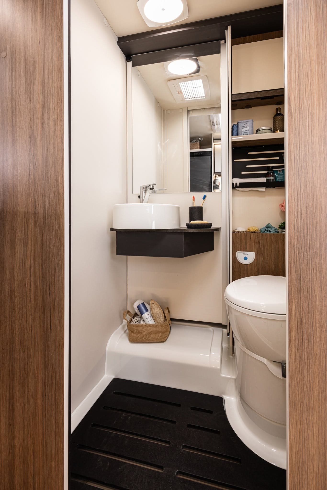Elnagh Baron Compact 539 - Atlántico Caravan 20