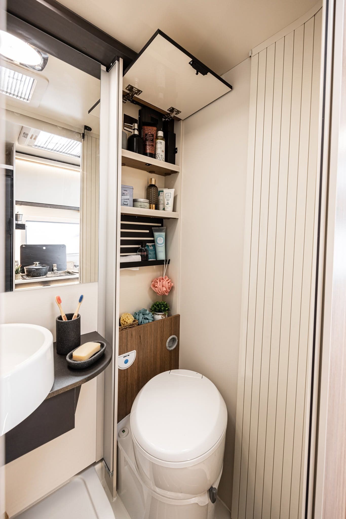 Elnagh Baron Compact 539 - Atlántico Caravan 22